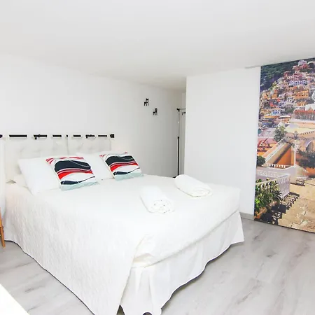 Homestay La Sirena A Mergellina Naples